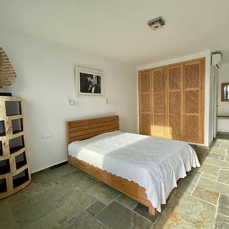Tres Belle Maison Sur La Plage De Golden Beach *