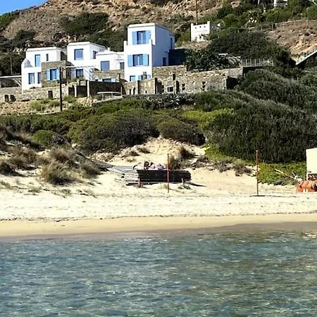 Tres Belle Maison Sur La Plage De Golden Beach